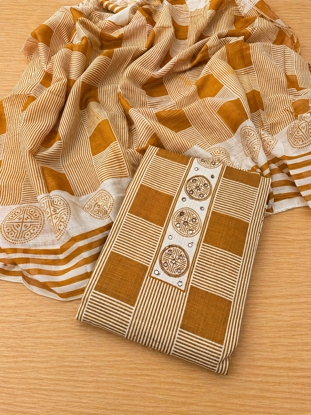 Traditional Box Print Cotton Suit